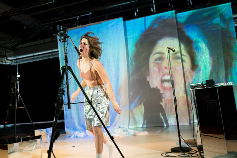 ENFIN BARBIN 7 - FOTO SJOERD DERINE_SDA4030